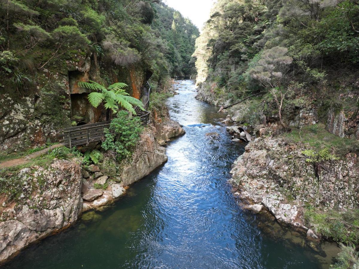 Riverside Accommodation Karangahake Esterno foto