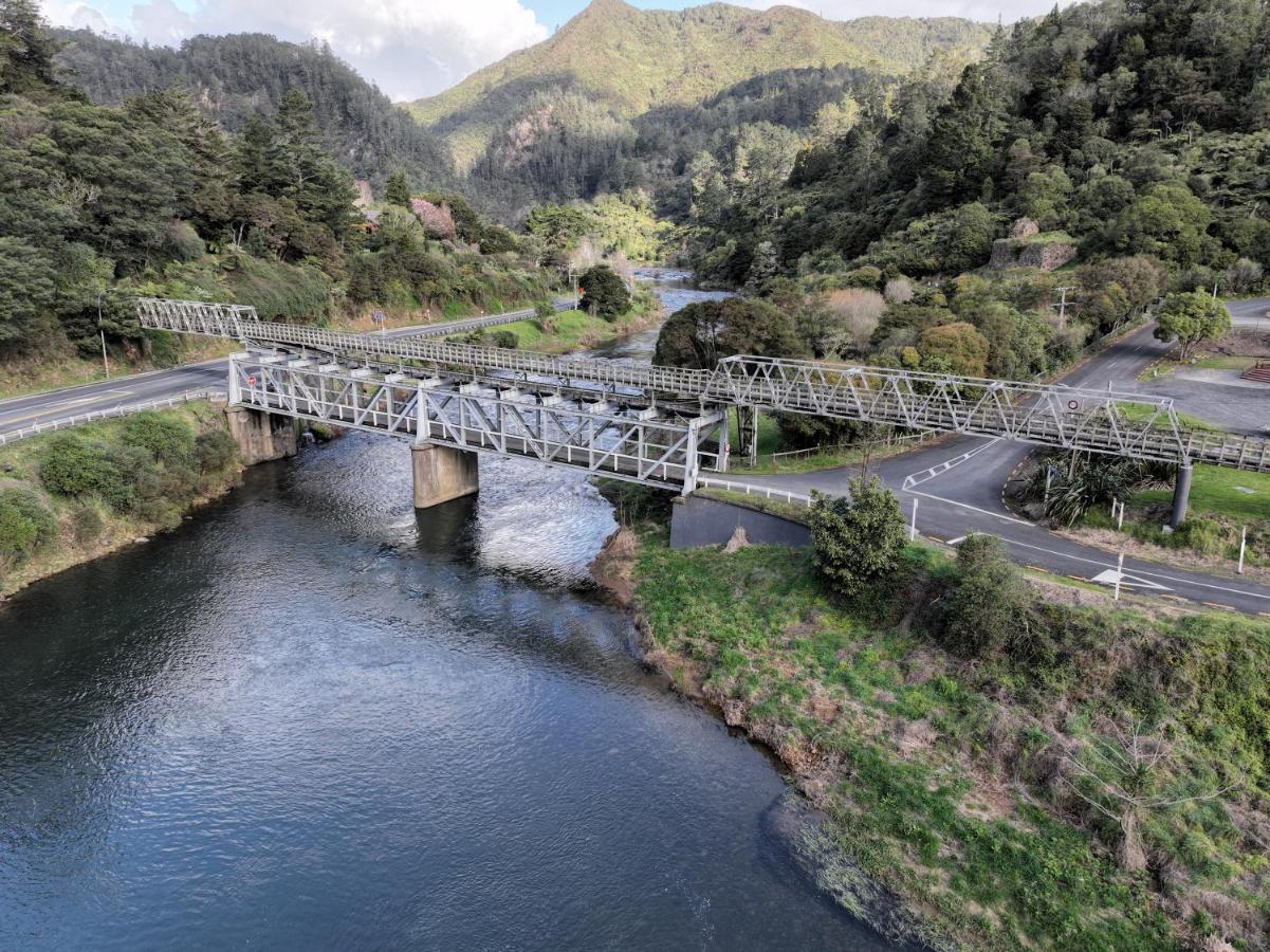 Riverside Accommodation Karangahake Esterno foto