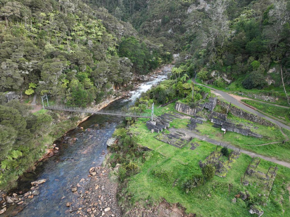 Riverside Accommodation Karangahake Esterno foto